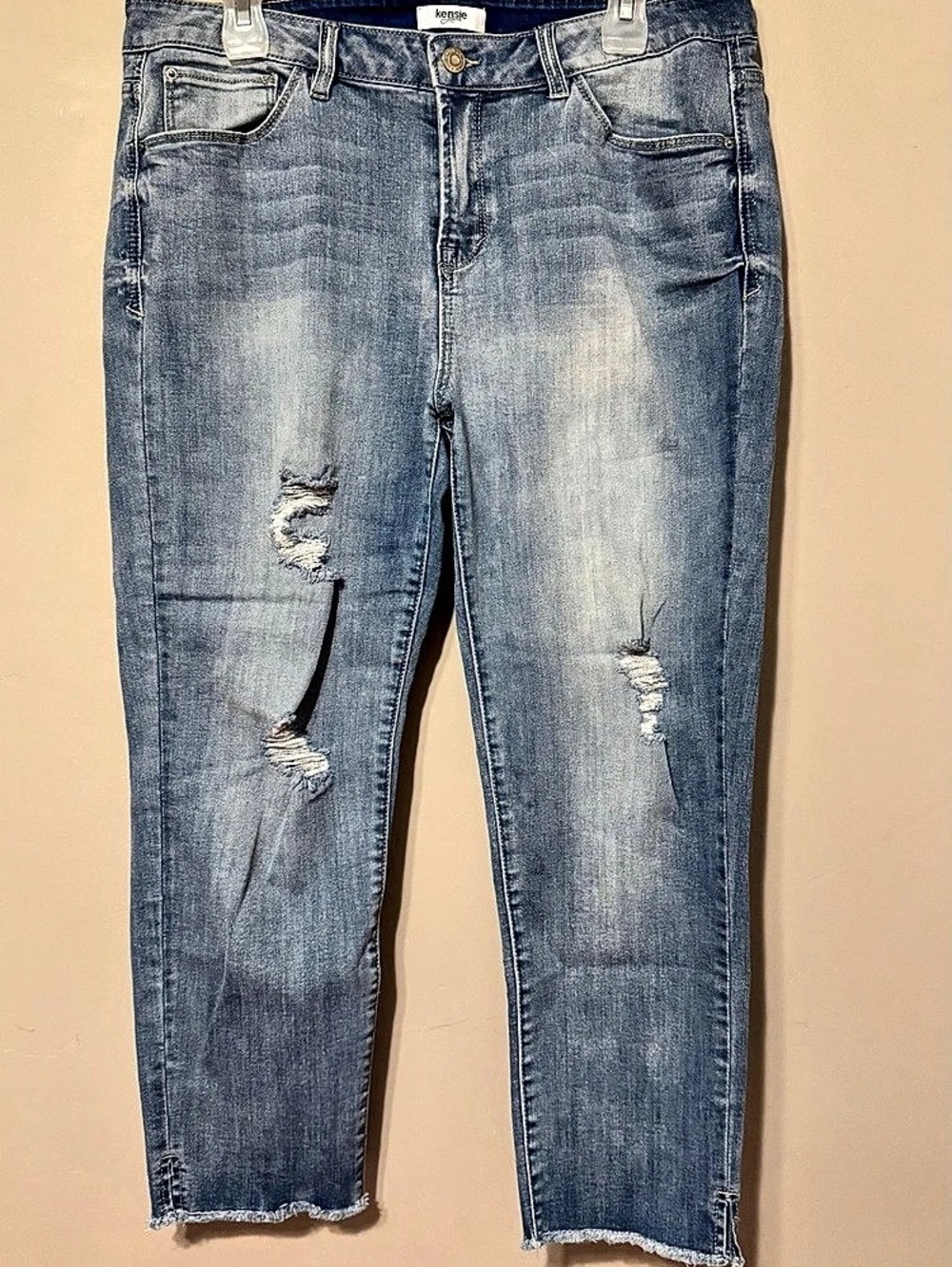 Kensie Vintage Luxe Distressed Raw Hem Crop Jeans Women's Distressed Skinny